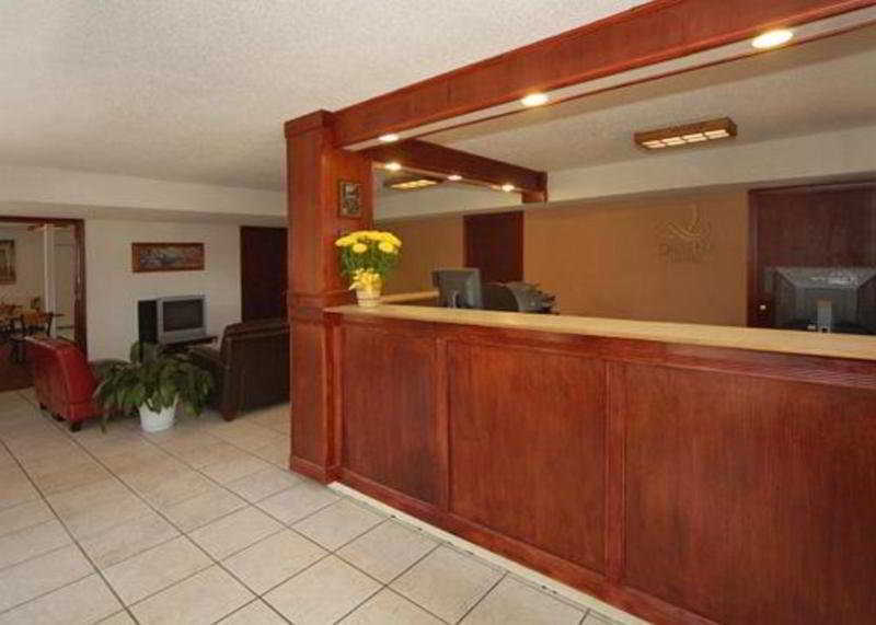 Days Inn By Wyndham Pensacola I-10 Ferry Pass Интериор снимка